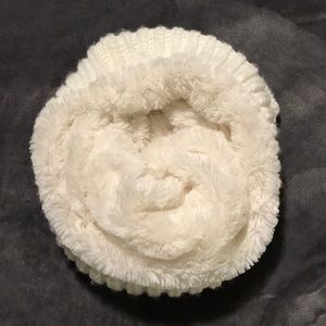 Extremely Soft Reversible Snood